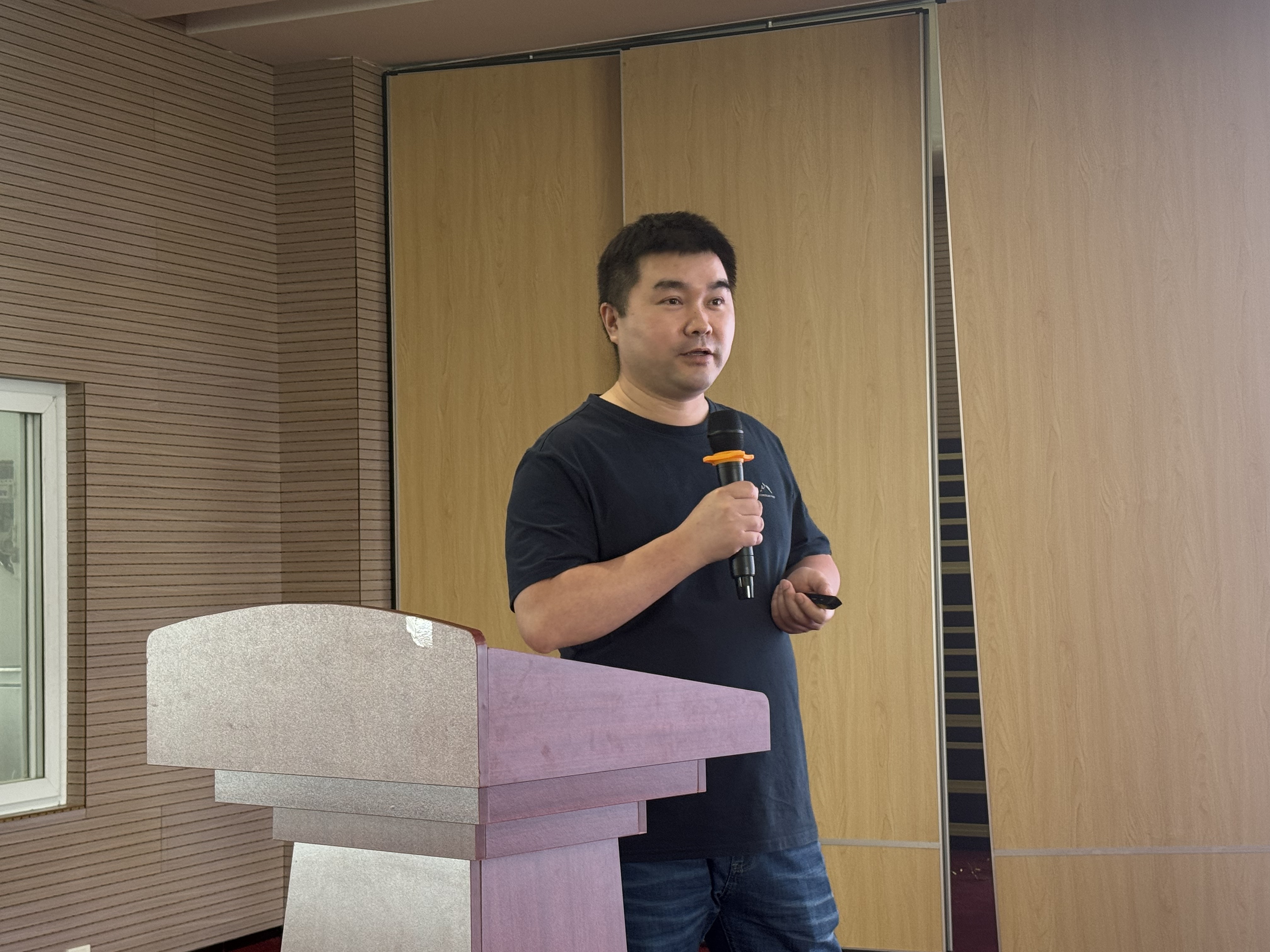 研发中心 郭进涛.jpeg